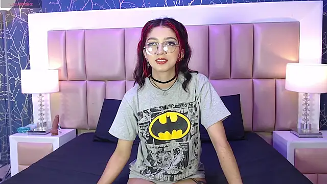 TaniaPierce online show from June 7, 2026, 12:32 pm