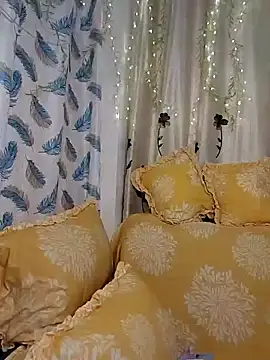 Trending-Desigirls online show from June 18, 2026, 8:57 am