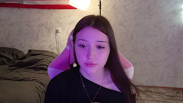 Snapshot of Luvellia chatting on July 9, 2026, 11:53 am Luvellia online show from July 9, 2026, 11:53 am