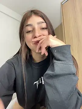 sophiagc online show from June 16, 2026, 4:12 am