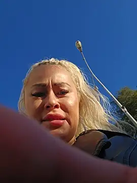 MILFBARBY online show from October 18, 2025, 7:32 am