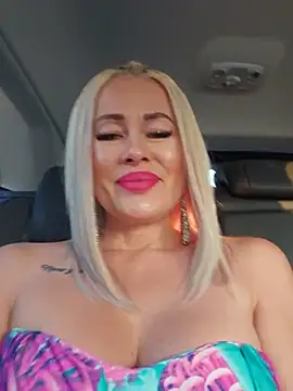 MILFBARBY online show from July 25, 2026, 6:21 am