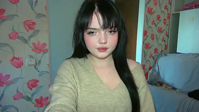 DarkxFoxy online show from June 15, 2026, 3:23 pm