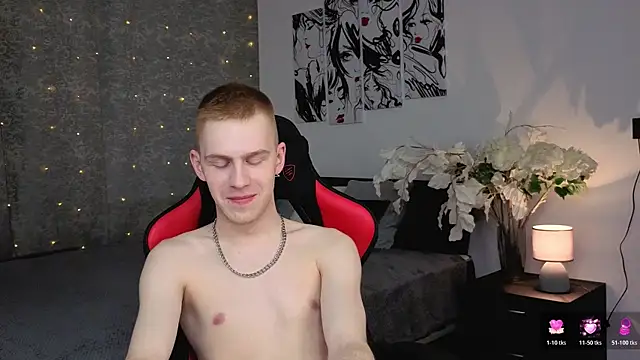 Tommy CrashXXX online show from May 11, 2026, 1:01 pm
