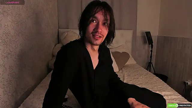 Snapshot of CalvinChapman chatting on July 8, 2026, 3:08 am CalvinChapman online show from July 8, 2026, 3:08 am