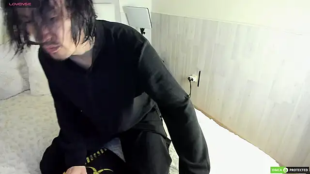 Snapshot of CalvinChapman chatting on July 11, 2026, 3:18 am CalvinChapman online show from July 11, 2026, 3:18 am