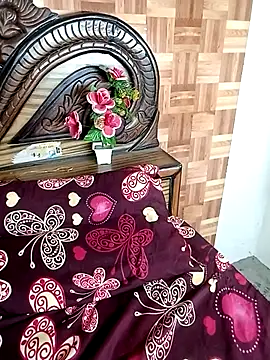 Reshma Hot76 online show from June 7, 2026, 5:23 am