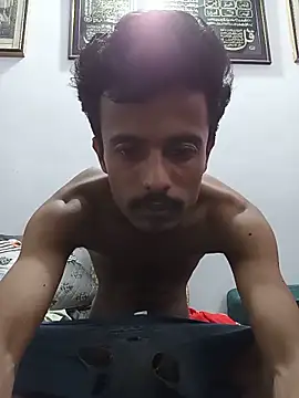 sucksex100 online show from May 22, 2026, 2:26 pm