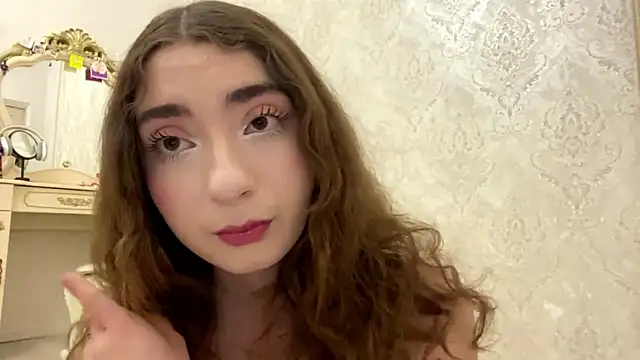Rosie Sweety online show from May 23, 2026, 7:13 pm