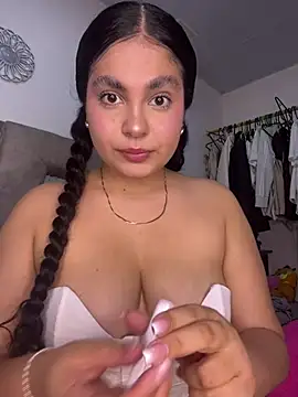 Yassy 11 online show from July 12, 2026, 7:15 pm