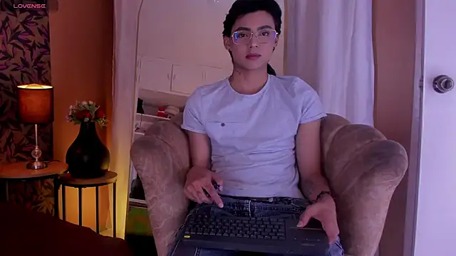 tian sex online show from June 20, 2026, 8:47 pm