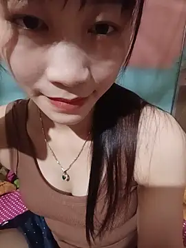 Snapshot of Logii_x chatting on May 12, 2026, 4:02 pm Logii x online show from May 12, 2026, 4:02 pm