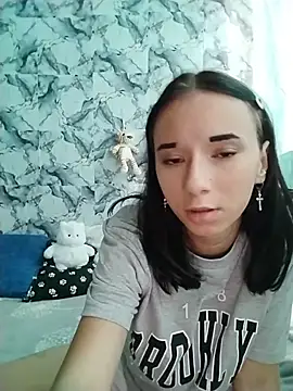 -VictoriaJohnson- online show from May 27, 2026, 10:11 am