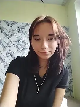 -VictoriaJohnson- online show from May 13, 2026, 8:10 am