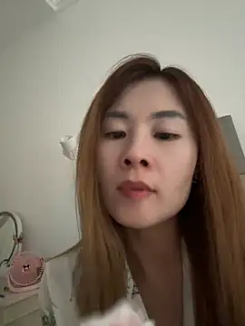 okgirl 23 online show from August 6, 2026, 2:50 am