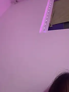 Lov3lily online show from June 6, 2026, 5:29 pm