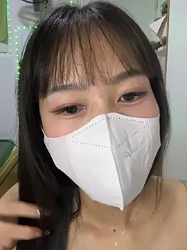 Lov3lily online show from June 12, 2026, 5:00 pm
