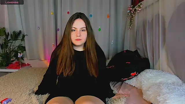 MireyaLin online show from May 21, 2026, 1:41 pm