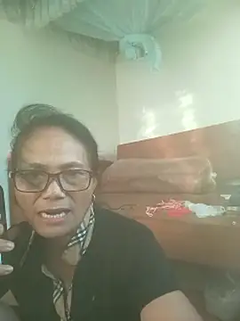 Vieekee online show from July 26, 2026, 10:33 am