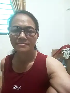 Vieekee online show from August 3, 2026, 11:09 pm