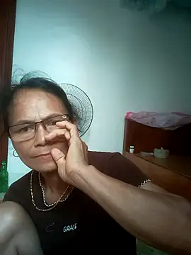 Vieekee online show from July 24, 2026, 8:54 am