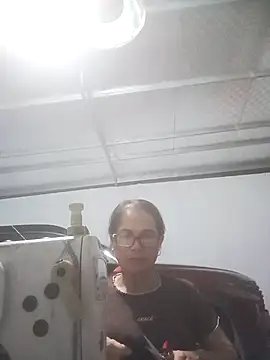 Vieekee online show from July 28, 2026, 12:48 pm