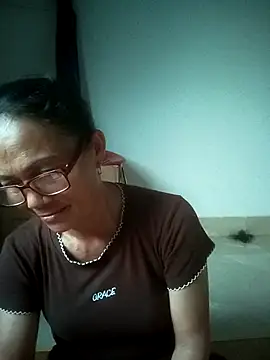 Vieekee online show from August 2, 2026, 10:57 am