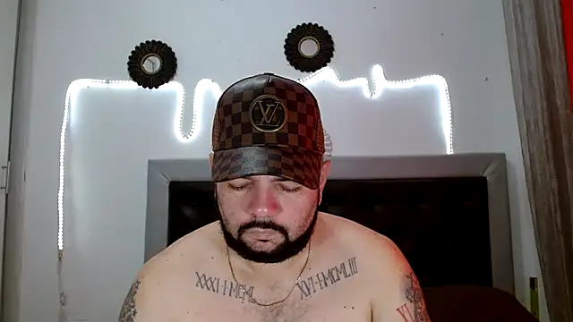 perverseveteranmanxxx online show from September 20, 2025, 1:49 pm