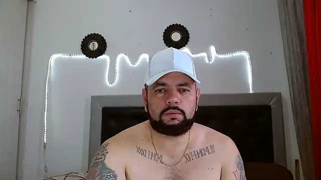 perverseveteranmanxxx online show from September 23, 2025, 6:15 pm