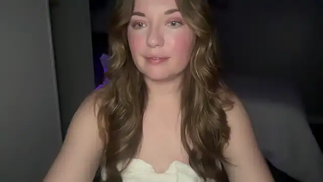 libbylaguna online show from May 19, 2026, 2:51 am