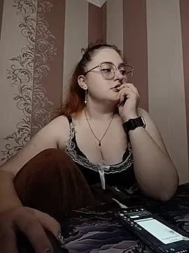 FoxyFlameX online show from June 2, 2026, 9:15 pm