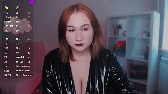 pixypixenx online show from May 31, 2026, 1:28 pm
