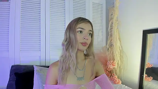 akemi   online show from May 29, 2026, 3:18 pm