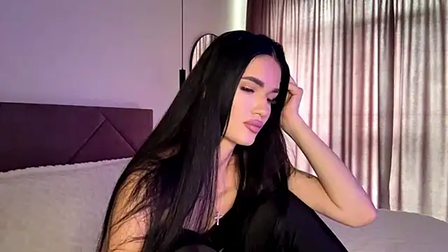 Snapshot of KarieEgge chatting on July 12, 2026, 1:12 pm KarieEgge online show from July 12, 2026, 1:12 pm