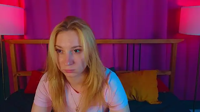 RosalieHandley online show from June 5, 2026, 5:29 pm