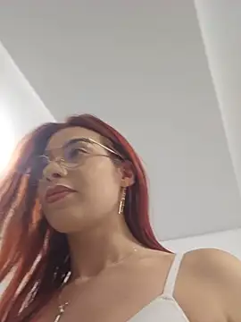 VipFOXXY online show from July 15, 2026, 6:26 pm