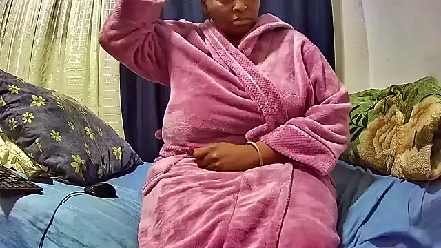 HottyBoobs5 online show from May 20, 2026, 2:41 am