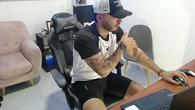 Thiago 420 online show from May 28, 2026, 11:10 pm