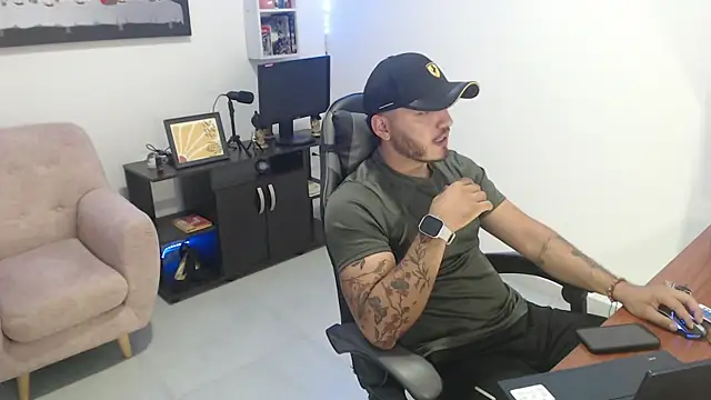 Thiago 420 online show from May 25, 2026, 11:03 pm