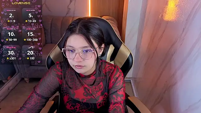 HoneyDoll tf online show from June 23, 2026, 1:09 pm