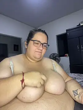 Snapshot of marianacooper1234 chatting on July 18, 2026, 4:10 am marianacooper1234 online show from July 18, 2026, 4:10 am