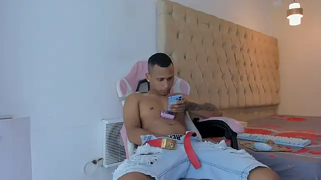 Supreme Badboy online show from June 18, 2026, 4:44 am