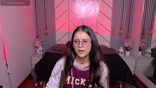 Sofysoul online show from July 2, 2026, 8:26 pm