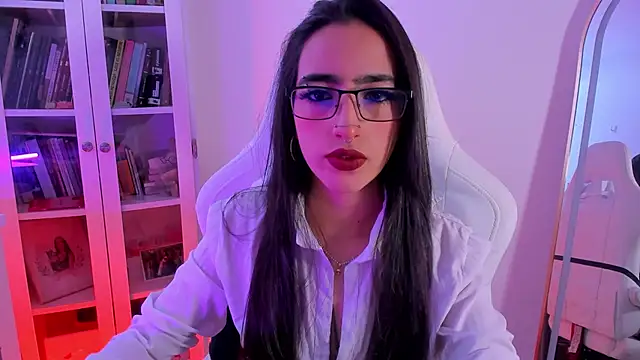 AgathaBlair online show from May 21, 2026, 11:51 am