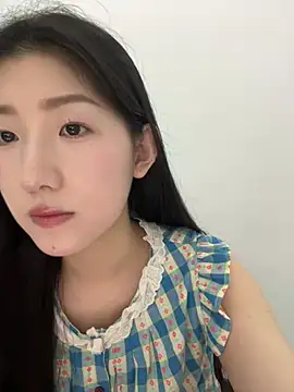 Snapshot of Mina_168 chatting on June 4, 2026, 3:22 am Mina 168 online show from June 4, 2026, 3:22 am