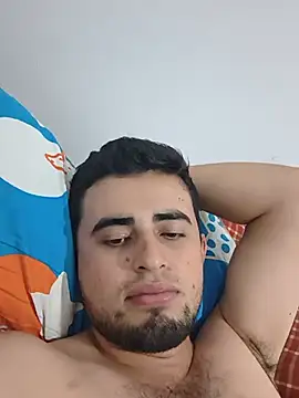 Alejo10051 online show from June 15, 2026, 9:58 pm