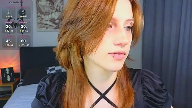 Snapshot of vampi_queen chatting on June 27, 2026, 8:37 pm vampi queen online show from June 27, 2026, 8:37 pm