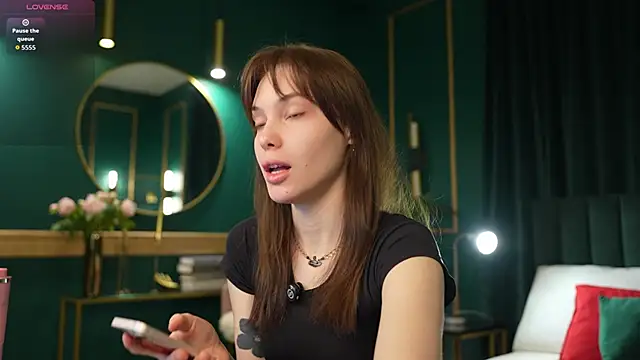 Mili Joy online show from May 30, 2026, 5:51 pm