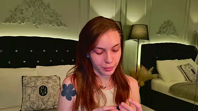 Snapshot of Mili_Joy chatting on July 19, 2026, 6:37 pm Mili Joy online show from July 19, 2026, 6:37 pm