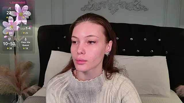 Snapshot of Mili_Joy chatting on July 13, 2026, 6:29 pm Mili Joy online show from July 13, 2026, 6:29 pm